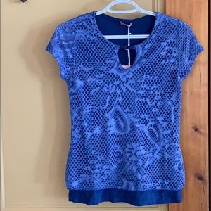 Les Amies Blue Crochet Detail T-Shirt - Brand New